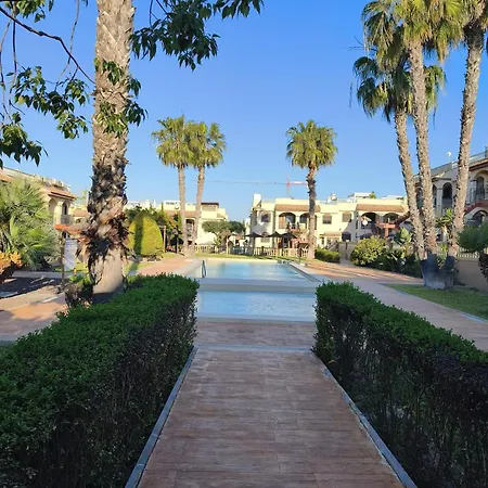 Casa Amigos Торевьиа